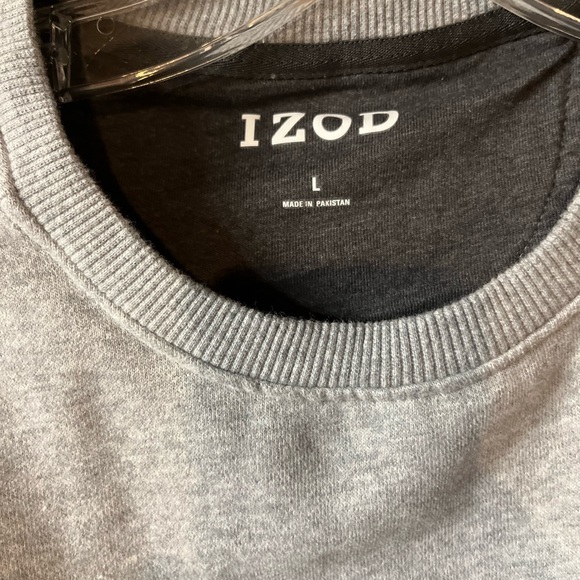 IZOD two toned long sleeve sweater - Picture 2 of 4